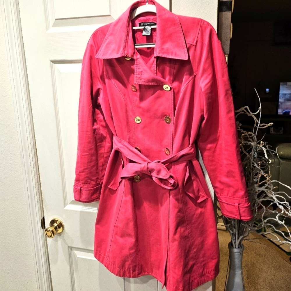 Women's Pink Double-Breasted Trench Coat